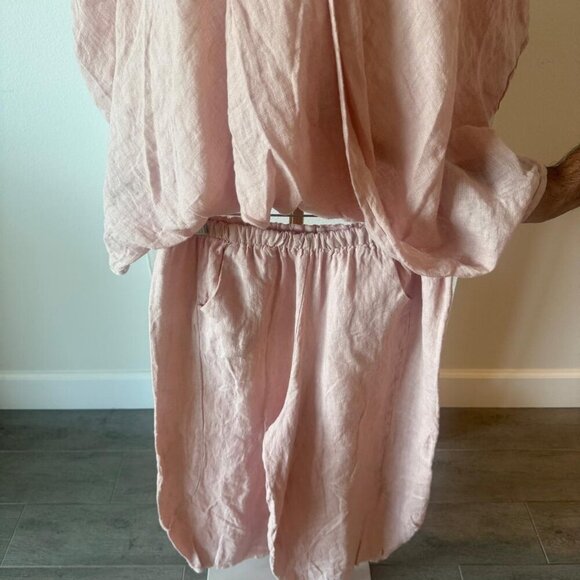 Italian Linen Two-Piece Set – Light Pink Tunic & Wide-Leg Pants – Made in Italy - Picture 7 of 12